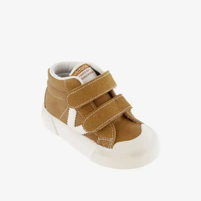 Bota desportiva- VICTORIA