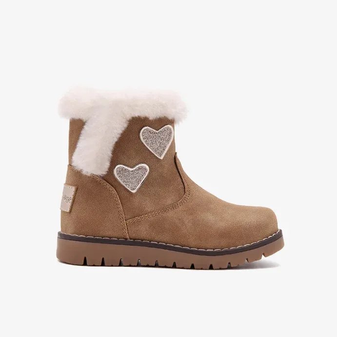 Bota em pele bege e coração de camelo-conguitos